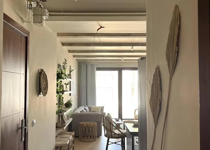 Boho Lagoon Garden Escape - Azha Sokhna *